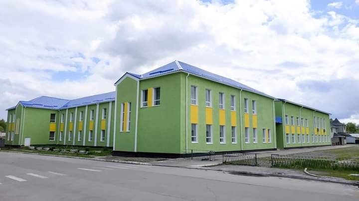 27 освітян навчальних закладів Середини-Буди отримали атестацію